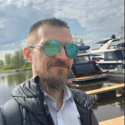 Андрей Борн