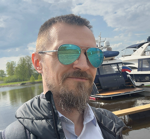 Андрей Борн